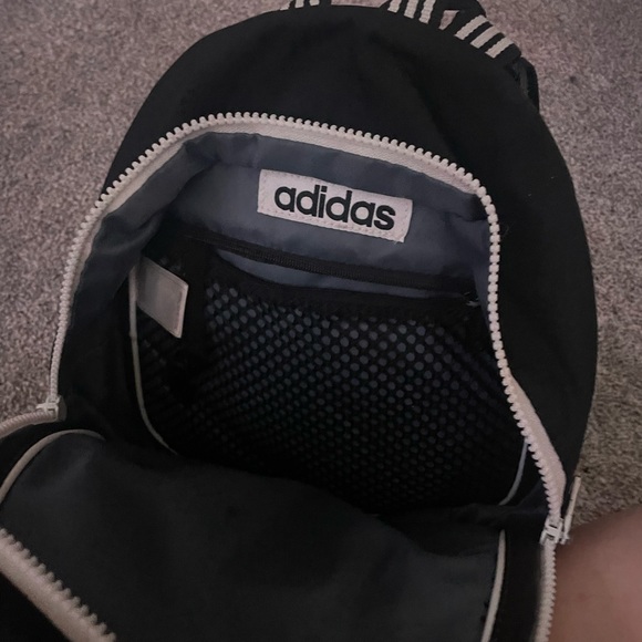 Adidas Mini backpack - Picture 2 of 3